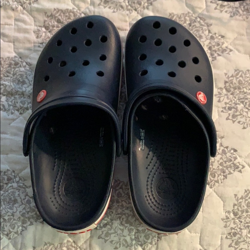 Crocs Women’s Size 8 men’s Sz 6 LIKE NEW